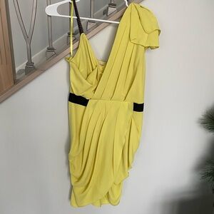 Beautiful yellow dress